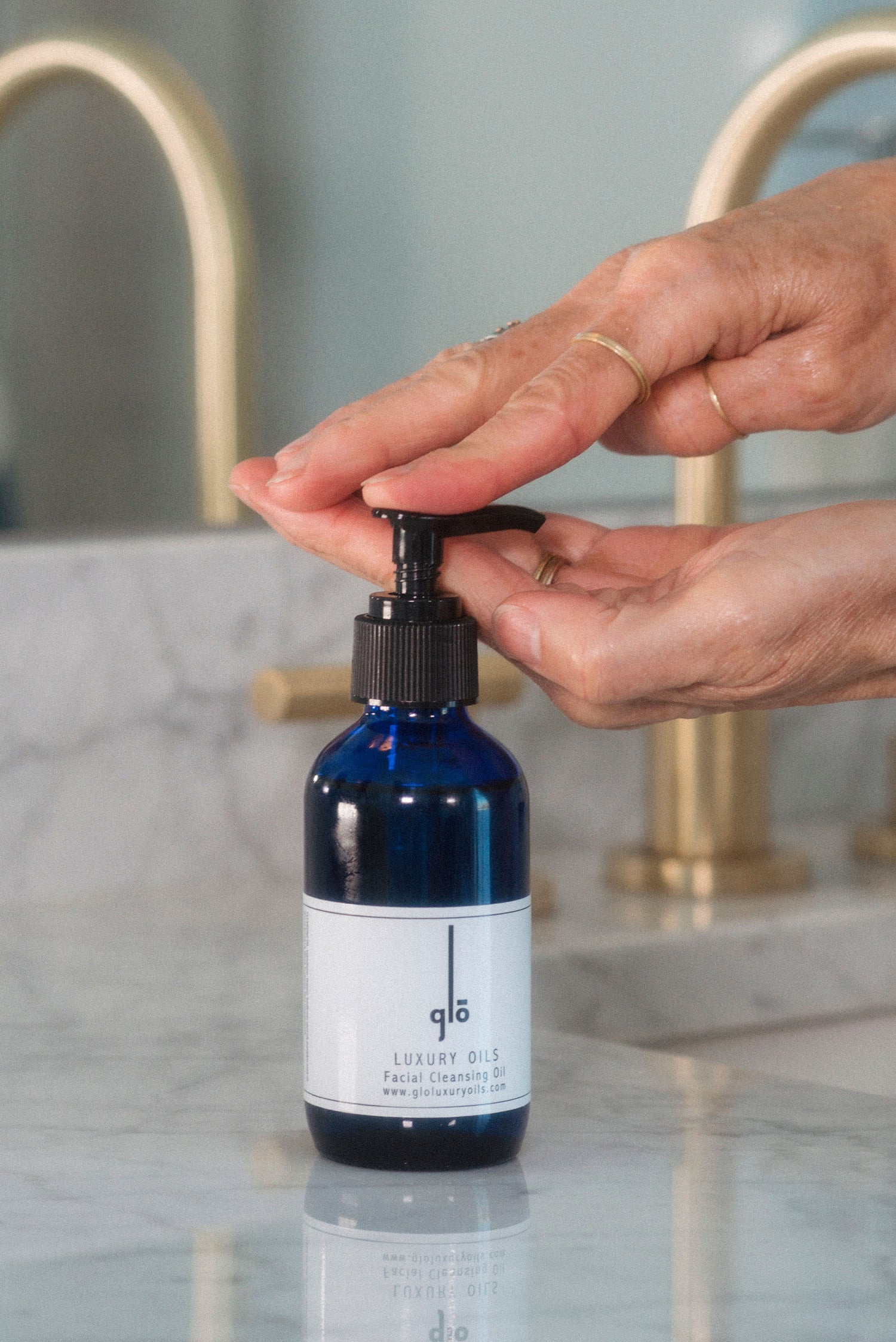 Facial Cleansing Oil & Makeup Remover